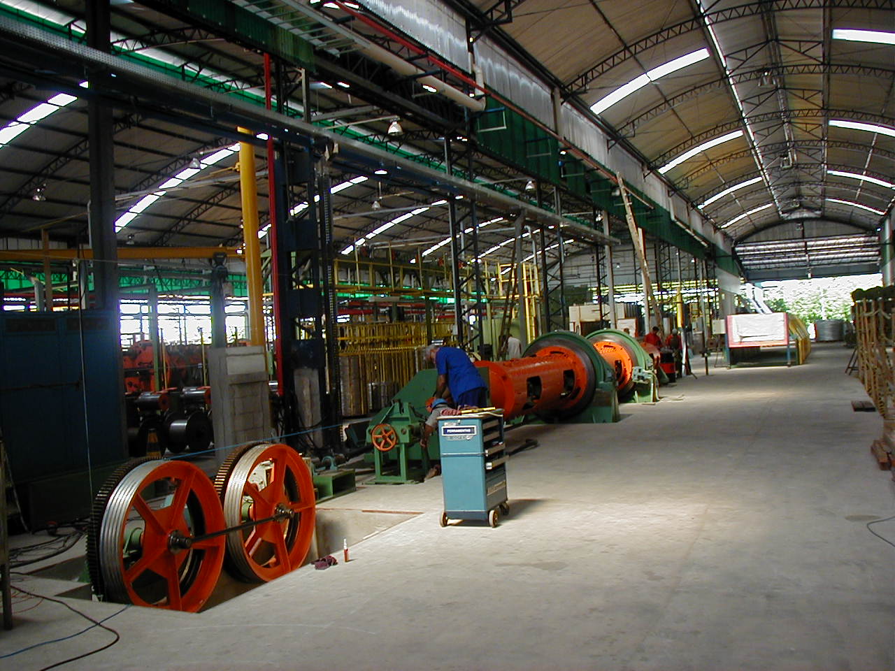 Foto das primeiras produções de Cabos de Alumínio